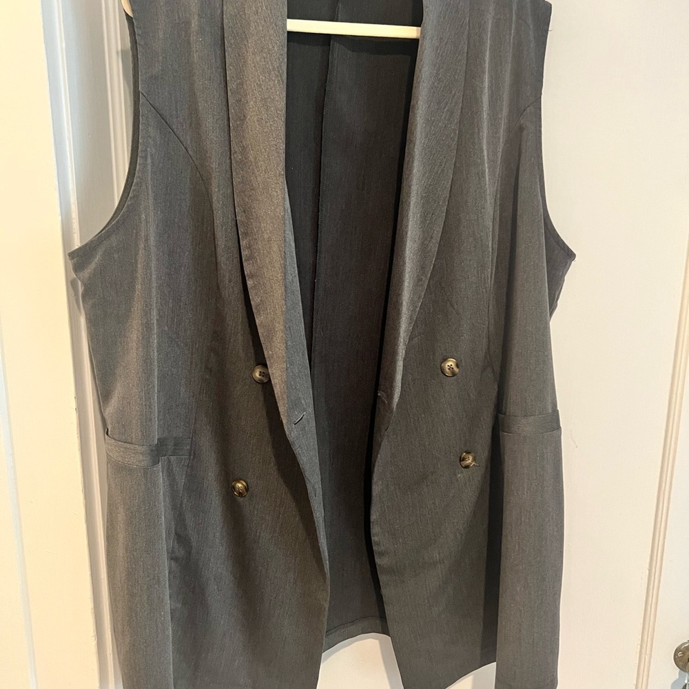 SHEIN Gray Double-Breasted Vest